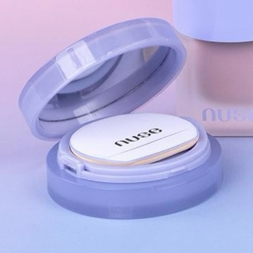 Nuse liquid blush compact NIB